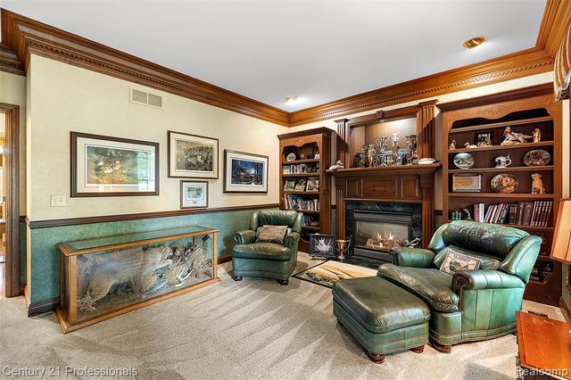 9310 Fairway Trail, Grand Blanc, MI 48439