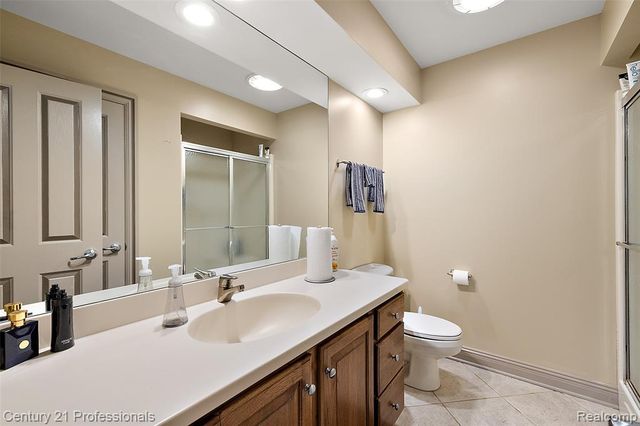 9310 Fairway Trail, Grand Blanc, MI 48439