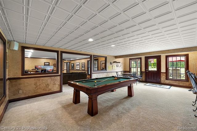 9310 Fairway Trail, Grand Blanc, MI 48439