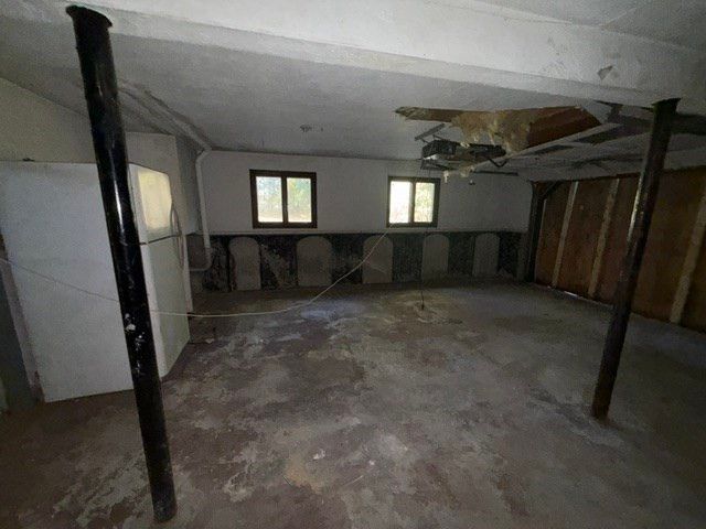 8 Windy Ridge Rd, Webster, MA 01570