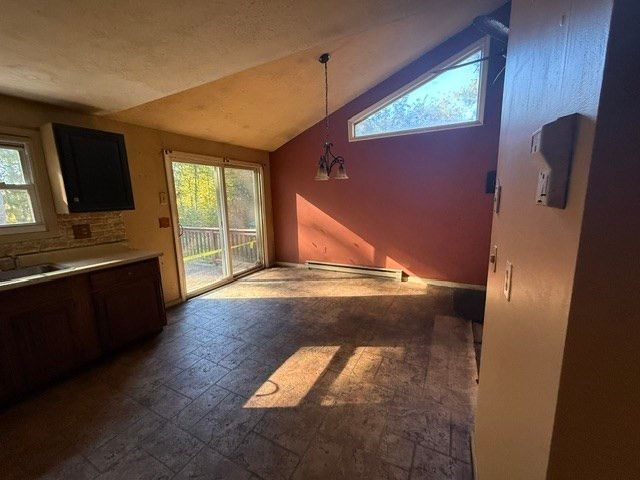 8 Windy Ridge Rd, Webster, MA 01570