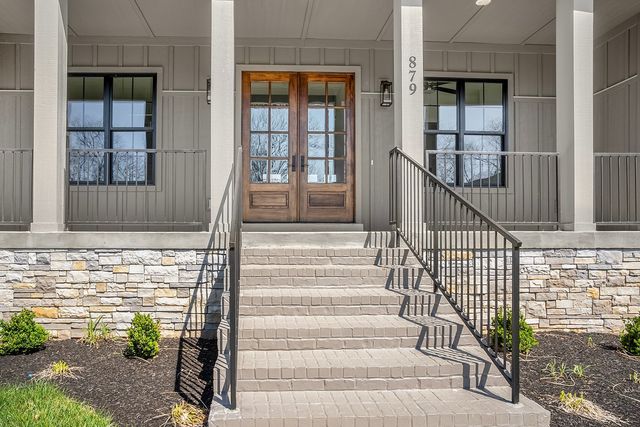 879 Shady Bluff Trl, Clarksville, TN 37043