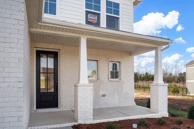 1926 Hildebrand Lane, Columbia, TN 38401