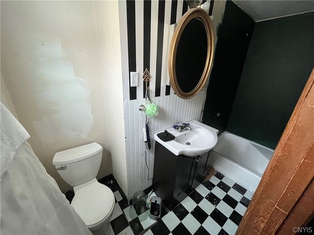 918 Stolp Avenue, Syracuse, NY 13207