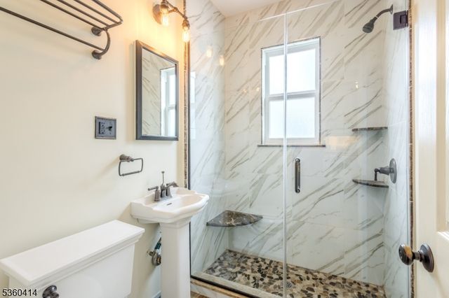 98 Woodland Ave, Kearny Town, NJ 07032