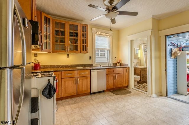 98 Woodland Ave, Kearny Town, NJ 07032