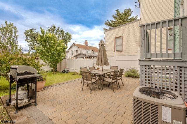 98 Woodland Ave, Kearny Town, NJ 07032