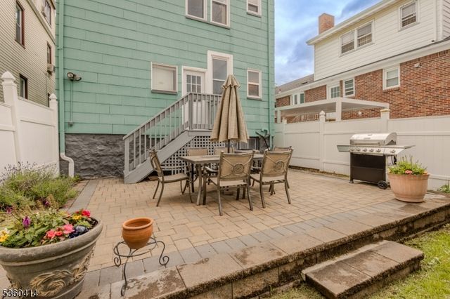 98 Woodland Ave, Kearny Town, NJ 07032