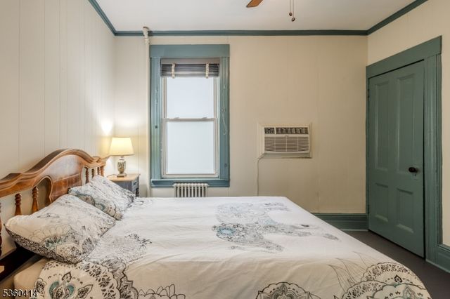 98 Woodland Ave, Kearny Town, NJ 07032