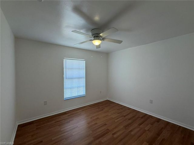 1424 NE 13th PL, Cape Coral, FL 33909