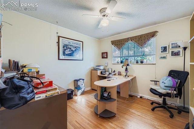 520 Crestridge Avenue, Colorado Springs, CO 80906