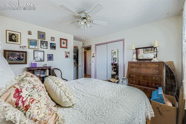 520 Crestridge Avenue, Colorado Springs, CO 80906