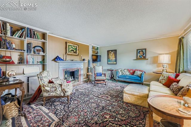 520 Crestridge Avenue, Colorado Springs, CO 80906