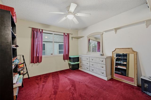 1708 Creekside Avenue, Sherman, TX 75092