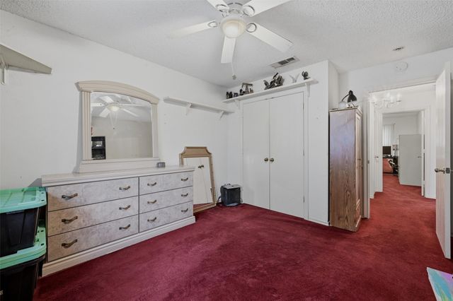 1708 Creekside Avenue, Sherman, TX 75092