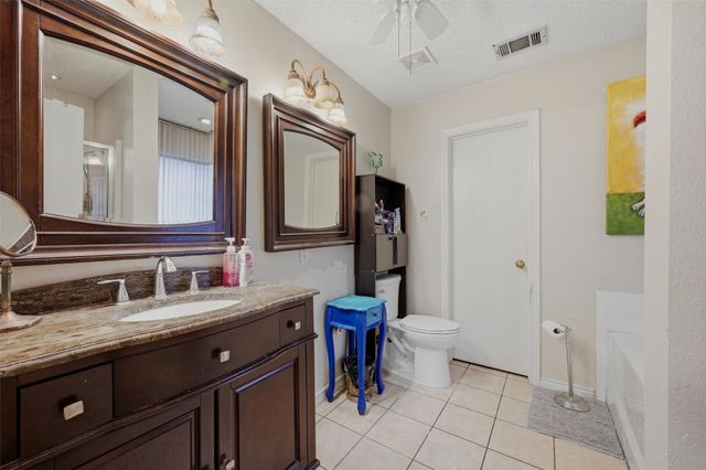 1708 Creekside Avenue, Sherman, TX 75092