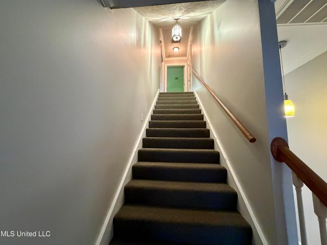 716 Whitfield Road, Brandon, MS 39042