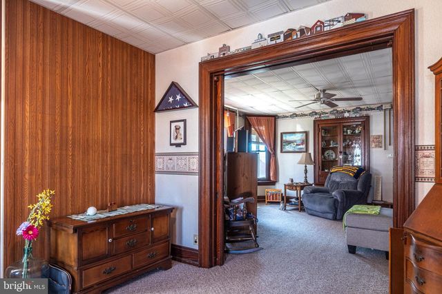 122 JEFFERSON ST, East Greenville, PA 18041