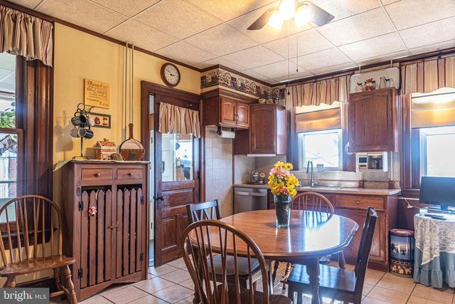 122 JEFFERSON ST, East Greenville, PA 18041