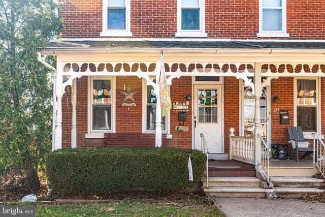 122 JEFFERSON ST, East Greenville, PA 18041