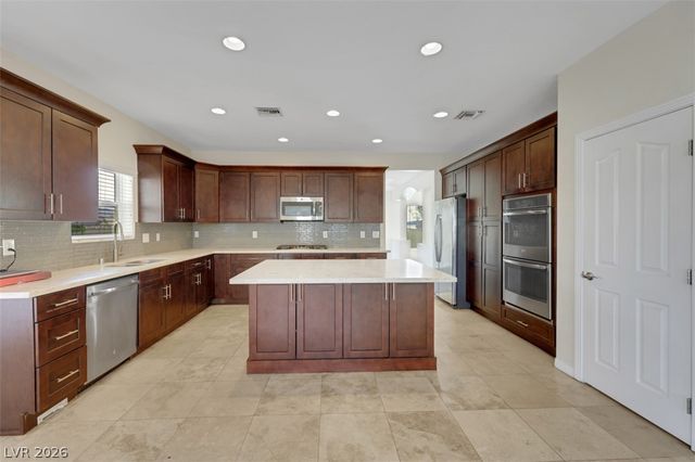 6695 North Grand Canyon Drive, Las Vegas, NV 89149