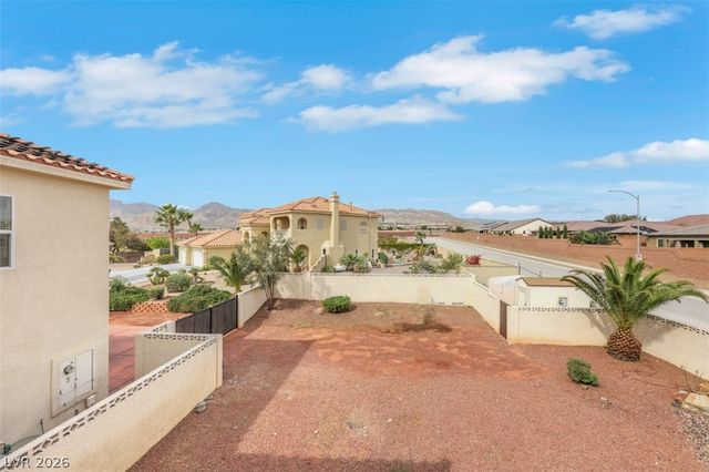 6695 North Grand Canyon Drive, Las Vegas, NV 89149