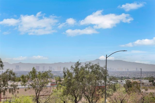 6695 North Grand Canyon Drive, Las Vegas, NV 89149