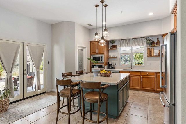 10935 Pala Loma Drive, Valley Center, CA 92082