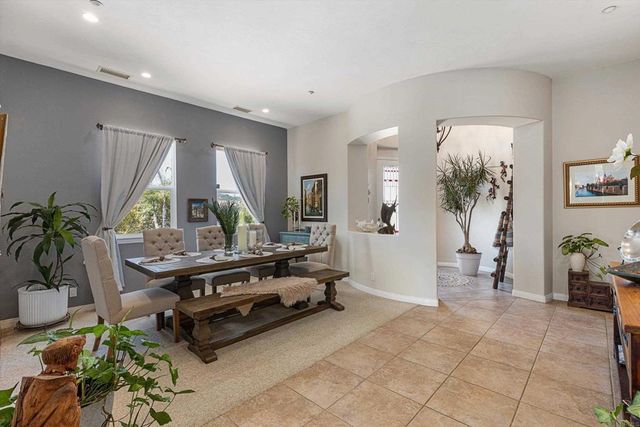 10935 Pala Loma Drive, Valley Center, CA 92082