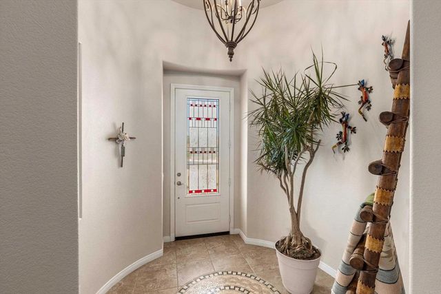 10935 Pala Loma Drive, Valley Center, CA 92082