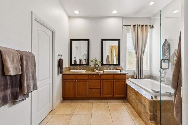 10935 Pala Loma Drive, Valley Center, CA 92082