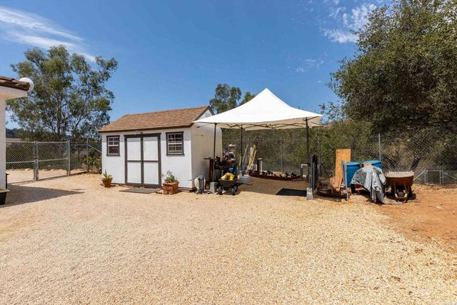 10935 Pala Loma Drive, Valley Center, CA 92082