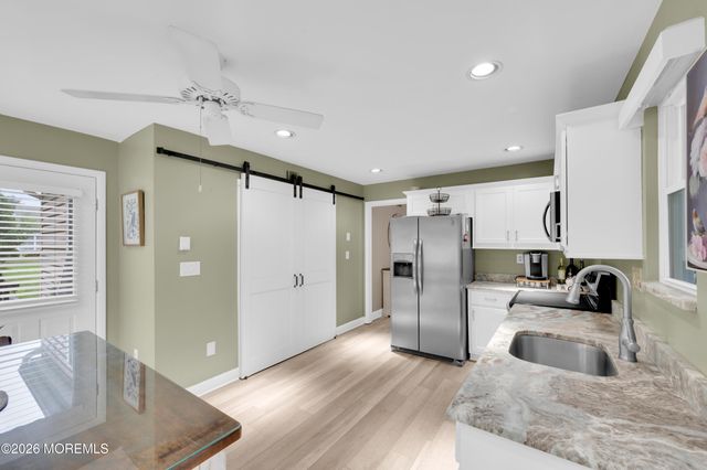 33 Maidstone Way, Manchester, NJ 08759