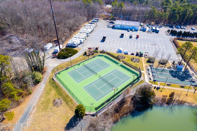 33 Maidstone Way, Manchester, NJ 08759