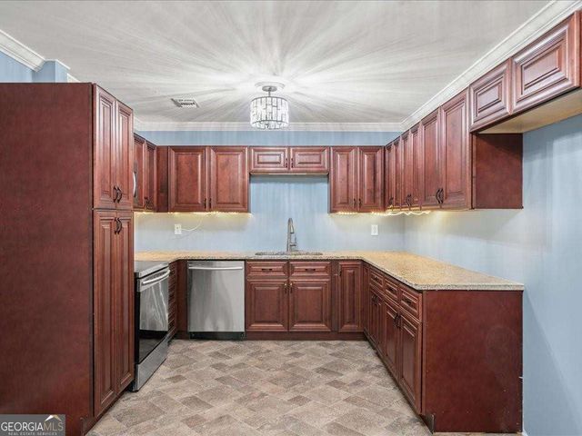 4365 Clare Lane, Lithia Springs, GA 30122