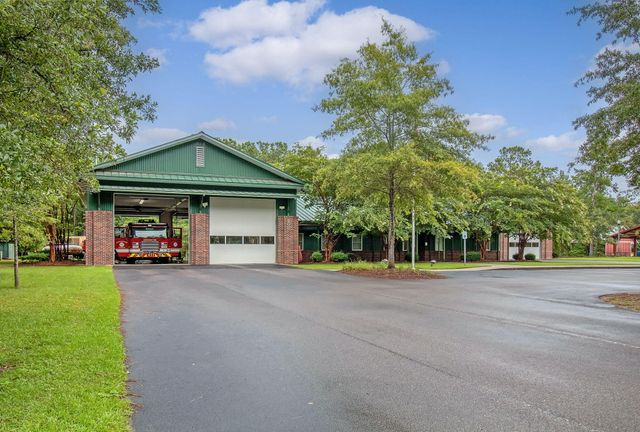 159 Collared Dove Court, Summerville, SC 29483