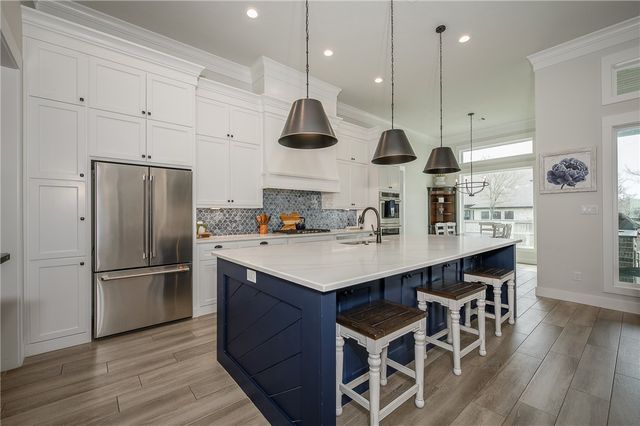 2047 Pebble Bend Drive, College Station, TX 77845