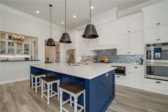 2047 Pebble Bend Drive, College Station, TX 77845