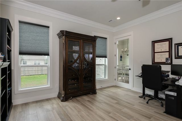 2047 Pebble Bend Drive, College Station, TX 77845