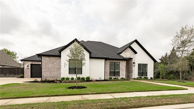 2047 Pebble Bend Drive, College Station, TX 77845