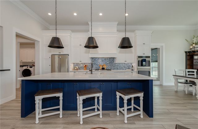 2047 Pebble Bend Drive, College Station, TX 77845