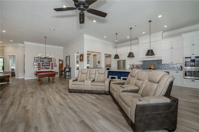 2047 Pebble Bend Drive, College Station, TX 77845
