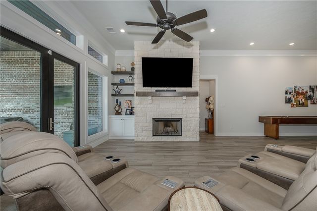 2047 Pebble Bend Drive, College Station, TX 77845