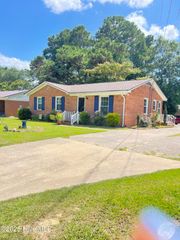 716 Hooker Road, Greenville, NC 27834