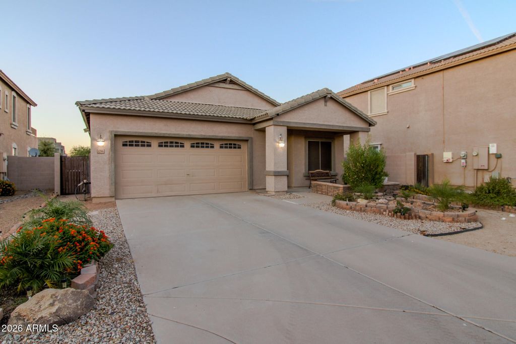 1294 W GREEN TREE Drive, San Tan Valley, AZ 85143 — photo 4