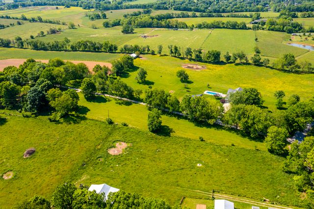 556 Cane Run Road, Georgetown, KY 40324