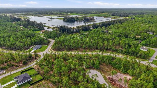 305 Woodburn DR, Lehigh Acres, FL 33972