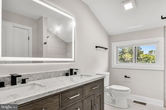 3 HOPEWELL AVE, Lumberton, NJ 08048