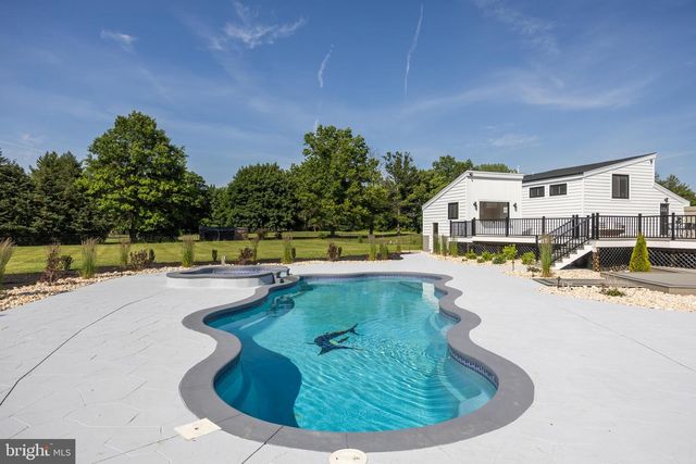 3 HOPEWELL AVE, Lumberton, NJ 08048