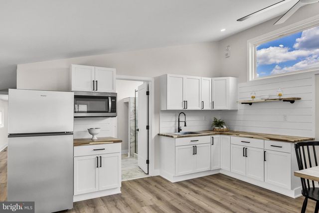 3 HOPEWELL AVE, Lumberton, NJ 08048